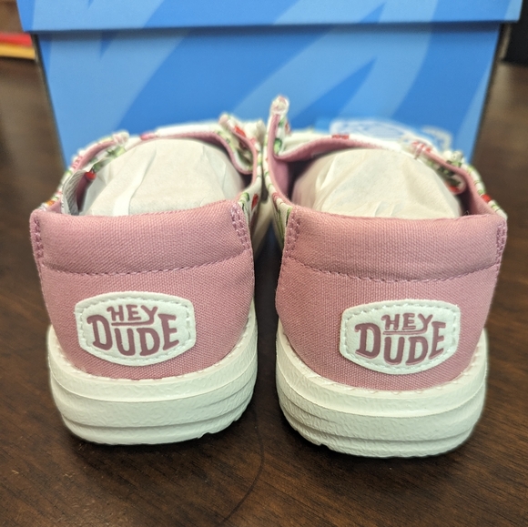 Hey Dude! Girls, size 12, tulip design, NEW! with tags - Picture 3 of 4